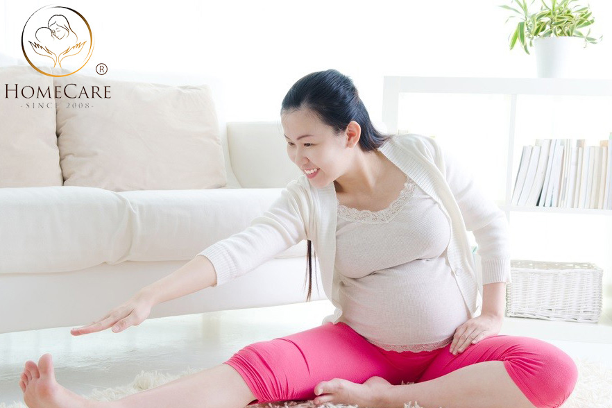 Mẹ cần duy trì hoạt động thể chất vừa phải và thường xuyên