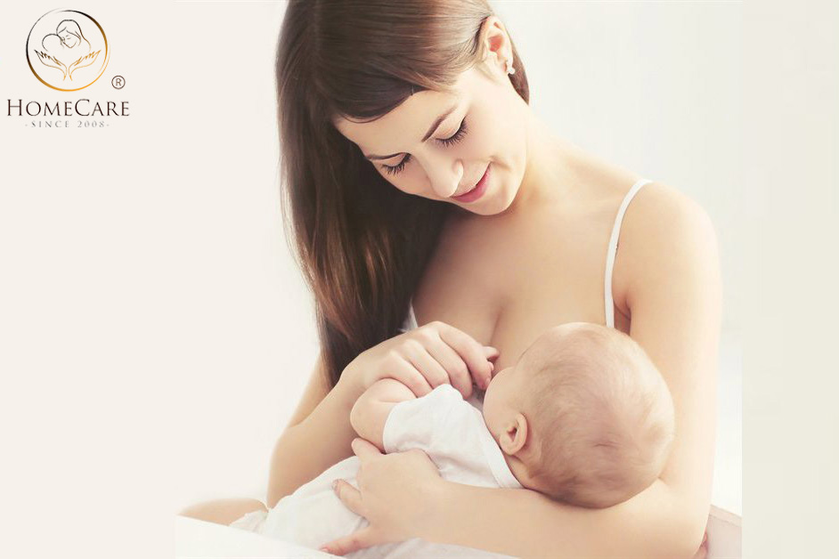 Trong 6 tháng đầu tiên, trẻ nên được cho bú sữa mẹ hoàn toàn