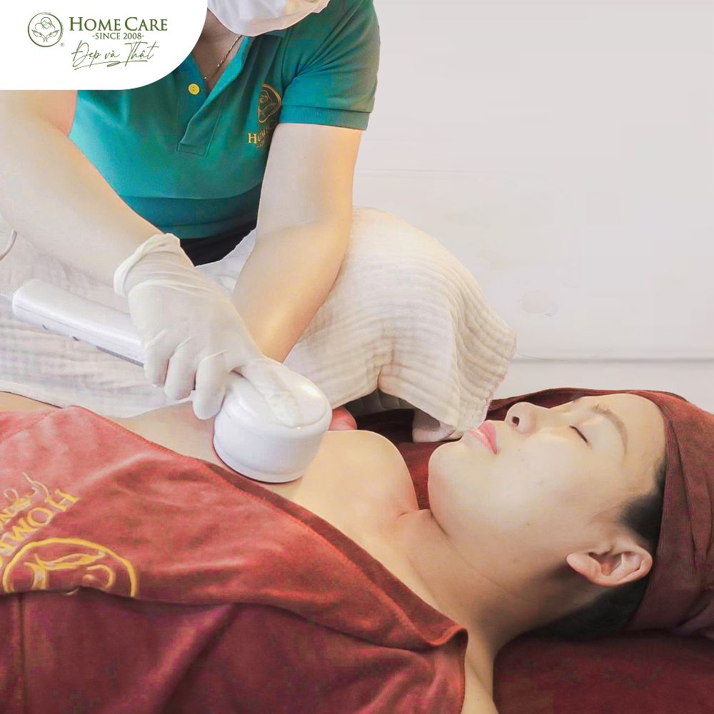 Thong-tac-tia-sua-bang-may-moc-hien-dai-tai-trung-tam-o-cu-Homecareluxury.