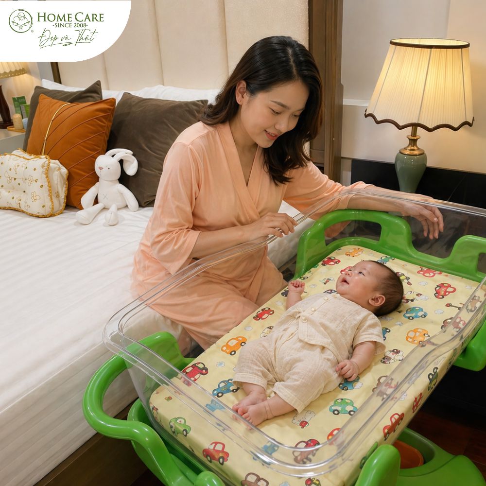 Me-va-be-tinh-duong-trong-khong-gian-trung-tam-o-cu-Home Care Luxury