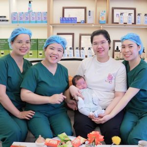 [Chỉ Từ 99k] Trải Nghiệm Chăm Sóc Mẹ & Bé Sau Sinh Hoàng Gia Taroshi