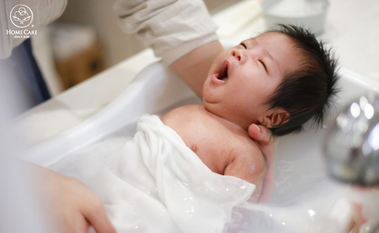 Giải đáp thắc mắc: Bé bị ho có nên tắm không?
