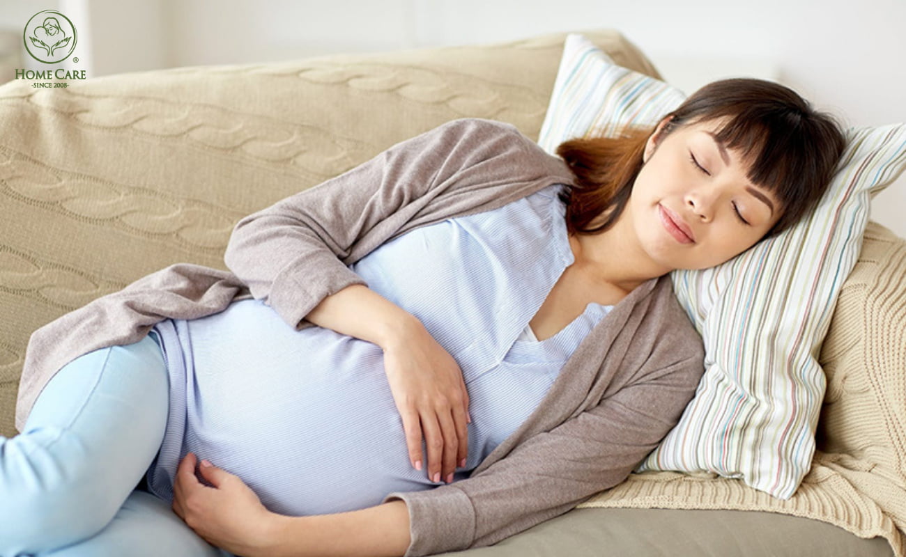 Mẹ bầu giữ tinh thần thoải mái, nghỉ ngơi đầy đủ